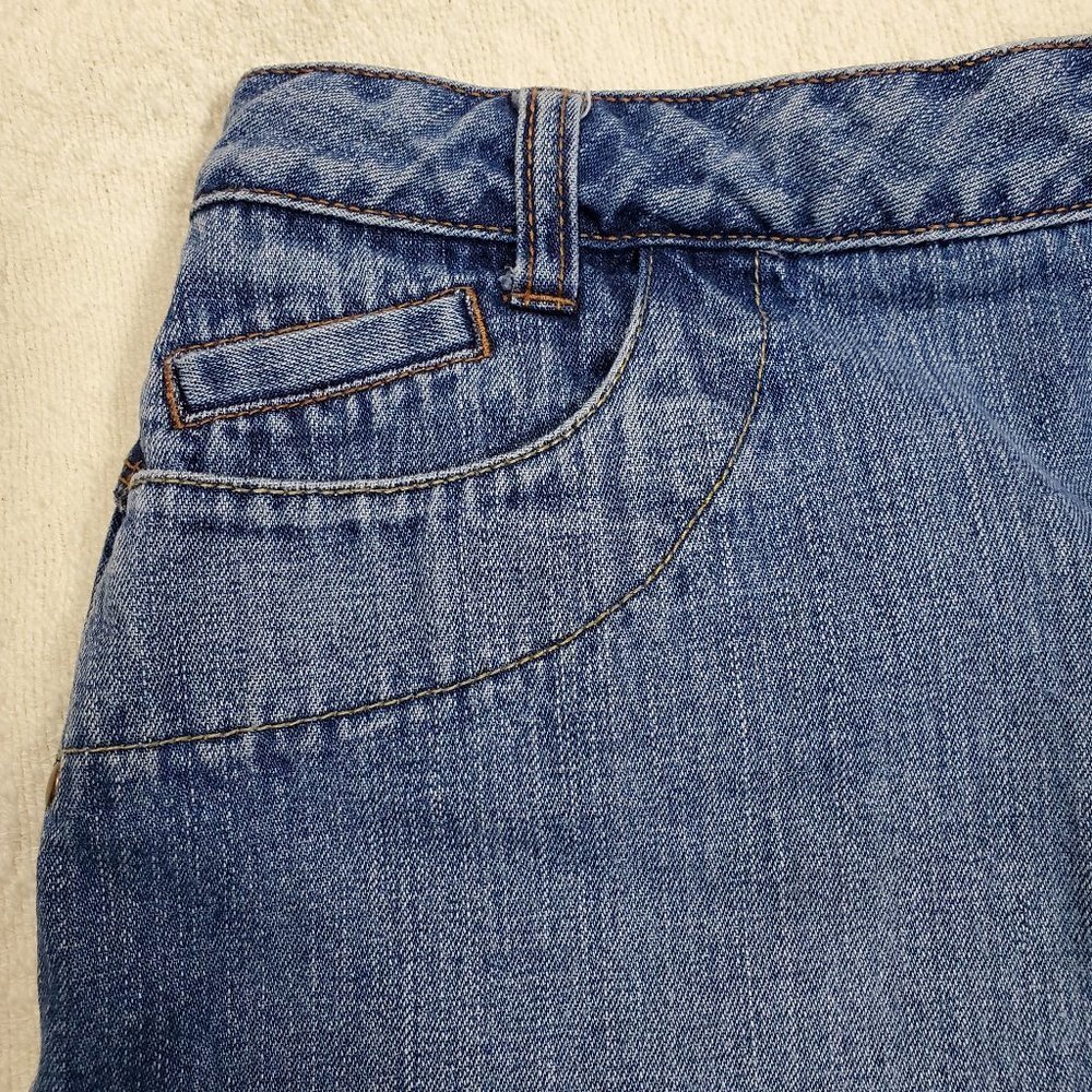 Faded Glory Originals Denim Shorts With 5 Pockets - Sz 10 - Picture 5 of 9